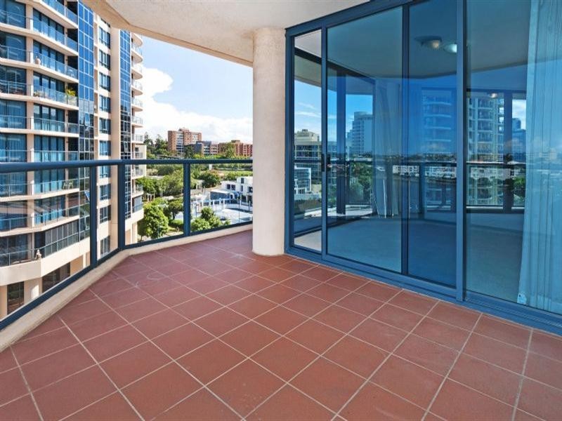 33/8 Goodwin Street, Kangaroo Point QLD 4169