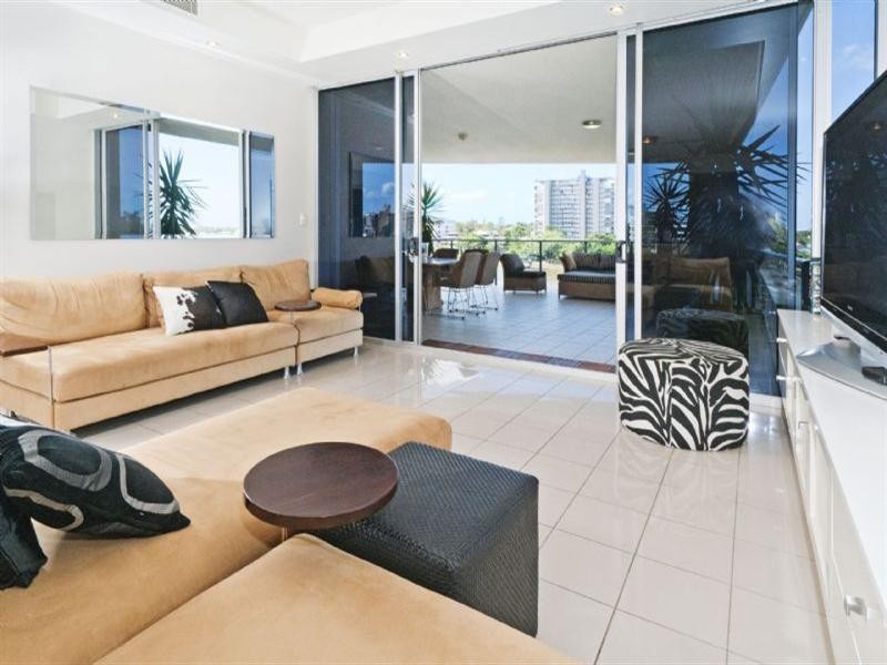 12/98 Thorn Street, Kangaroo Point QLD 4169