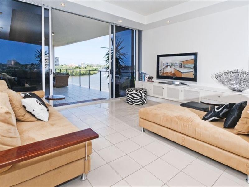 12/98 Thorn Street, Kangaroo Point QLD 4169