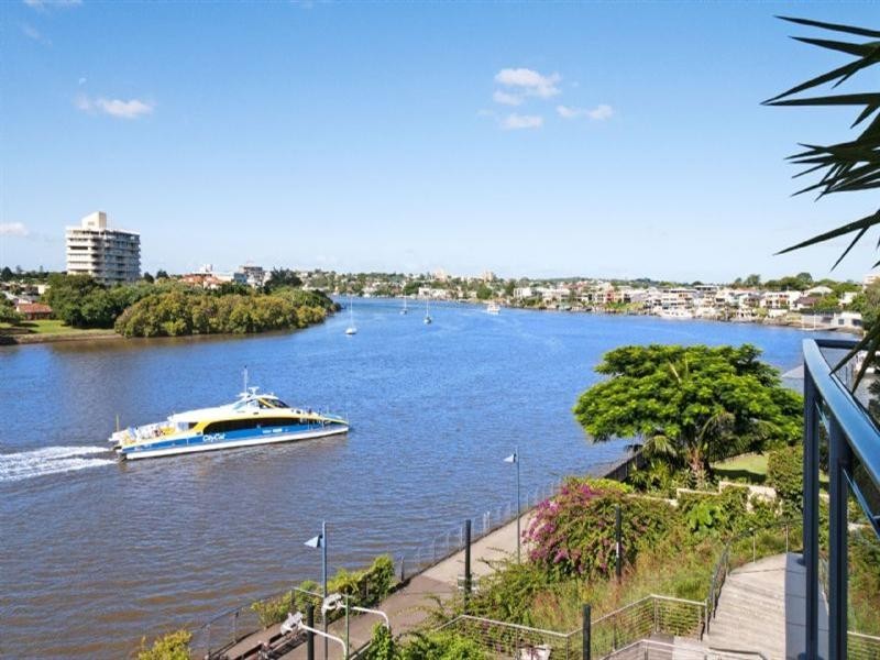 12/98 Thorn Street, Kangaroo Point QLD 4169