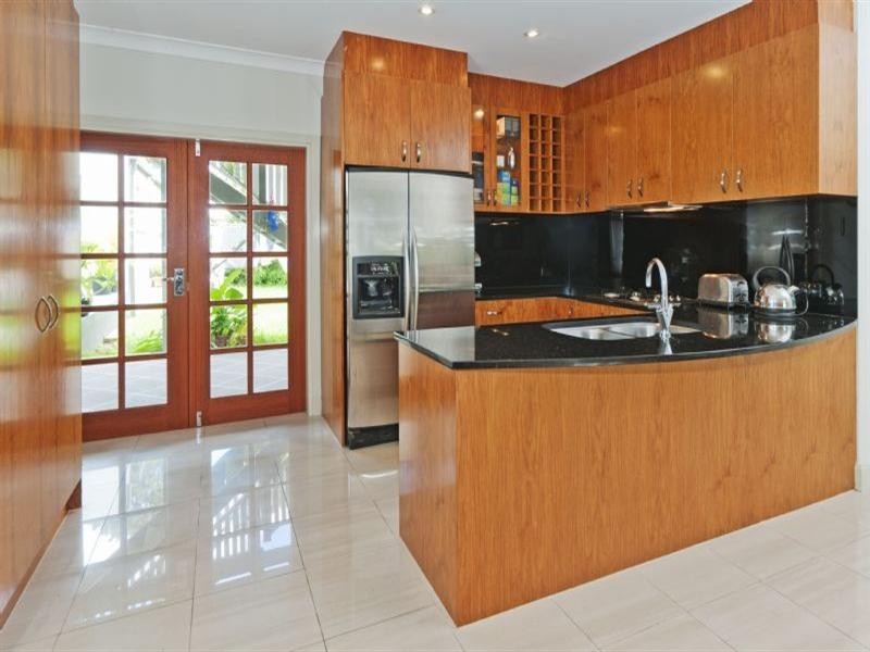 43 Mossgrove Street, Woolloongabba QLD 4102