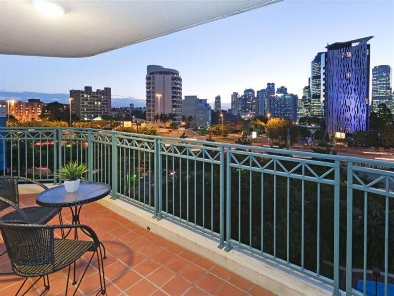1 Goodwin Street, Kangaroo Point QLD 4169