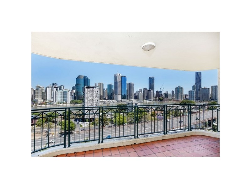 1 Goodwin Street, Kangaroo Point QLD 4169