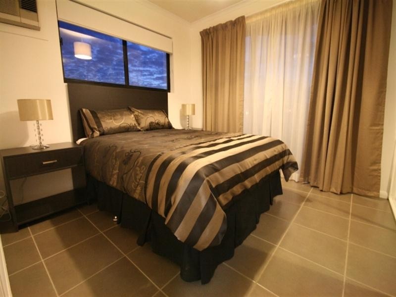 75 Thorn Street, Kangaroo Point QLD 4169