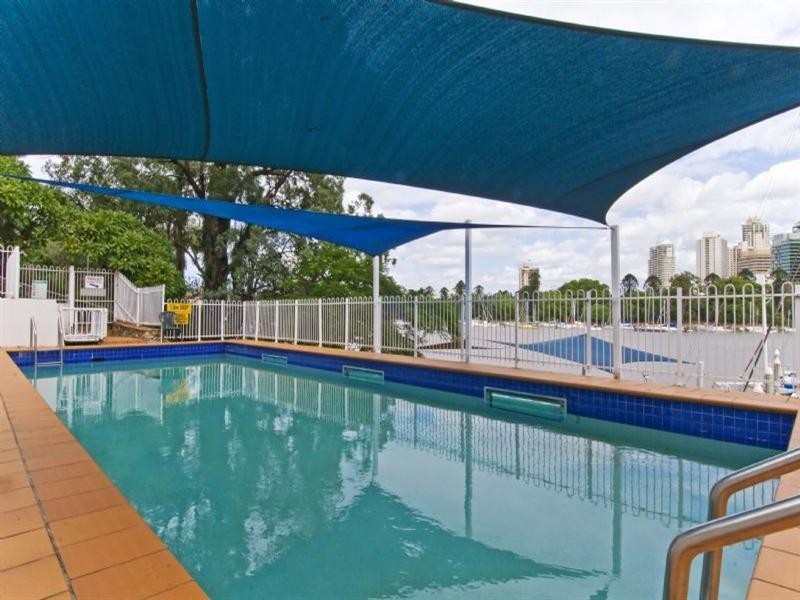 30/355 Main Street, Kangaroo Point QLD 4169