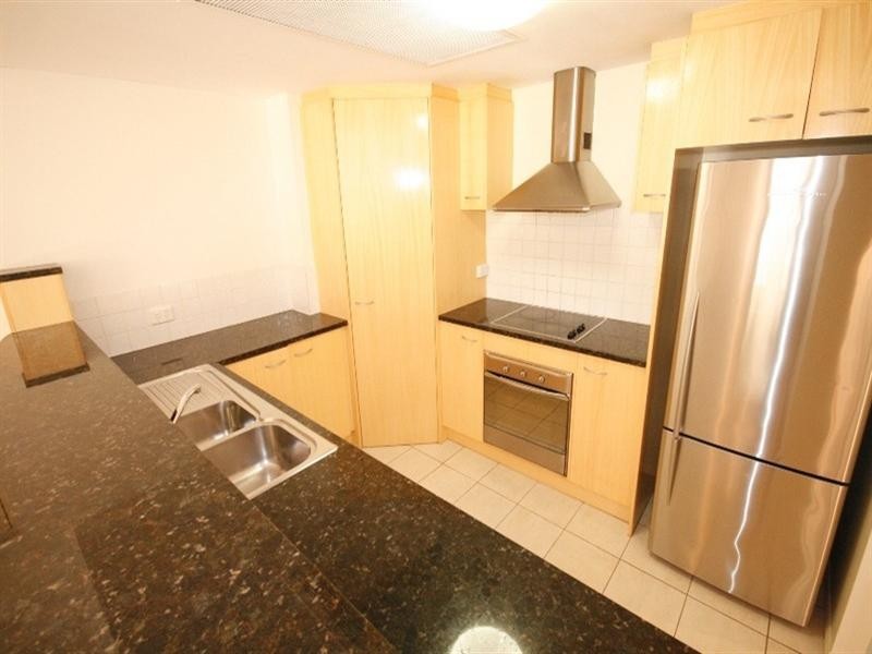 165 Main Street, Kangaroo Point QLD 4169