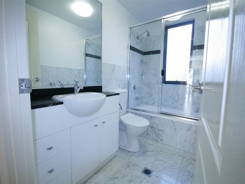 165 Main Street, Kangaroo Point QLD 4169