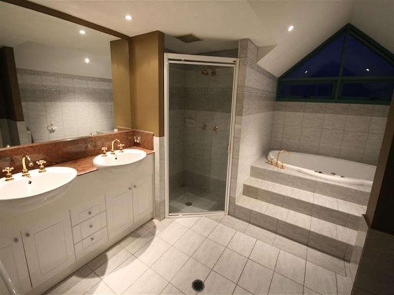 10 Park Avenue, Kangaroo Point QLD 4169