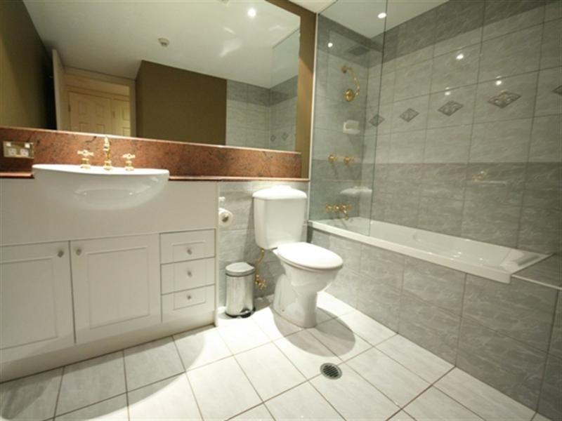 10 Park Avenue, Kangaroo Point QLD 4169