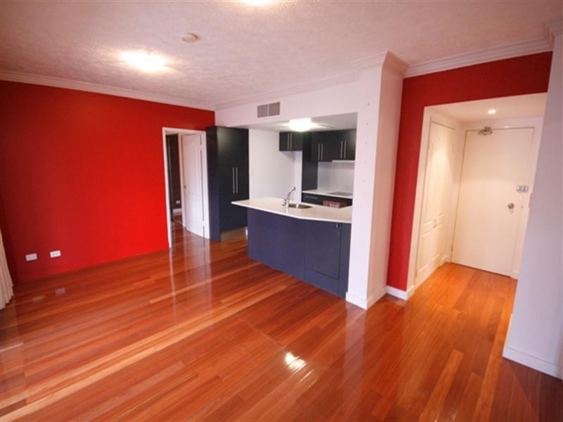 165 Main Street, Kangaroo Point QLD 4169