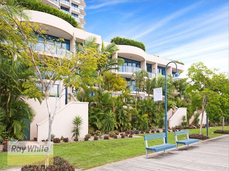 8 Goodwin Street, Kangaroo Point QLD 4169