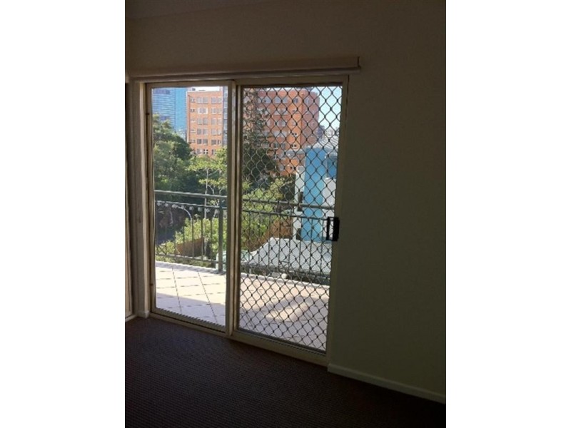 446 Main Street, Kangaroo Point QLD 4169