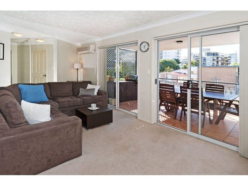 15/239 Shafston Avenue, Kangaroo Point QLD 4169