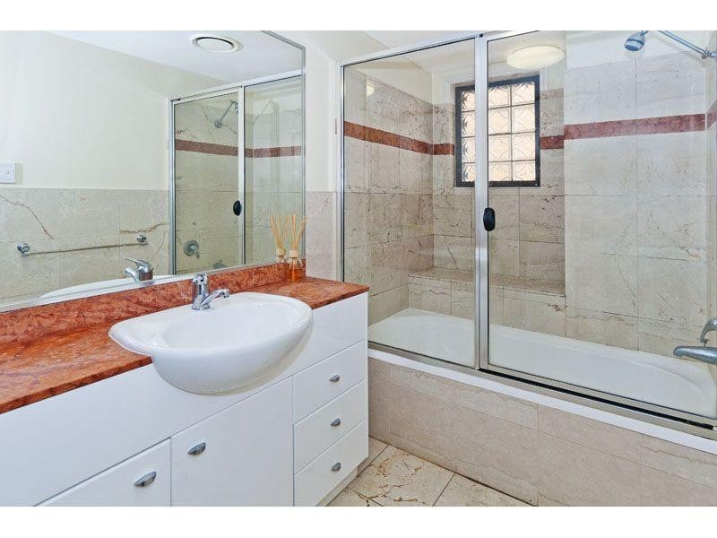 165 Main Street, Kangaroo Point QLD 4169