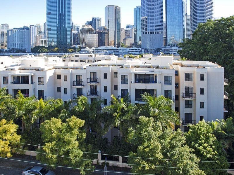 165 Main Street, Kangaroo Point QLD 4169