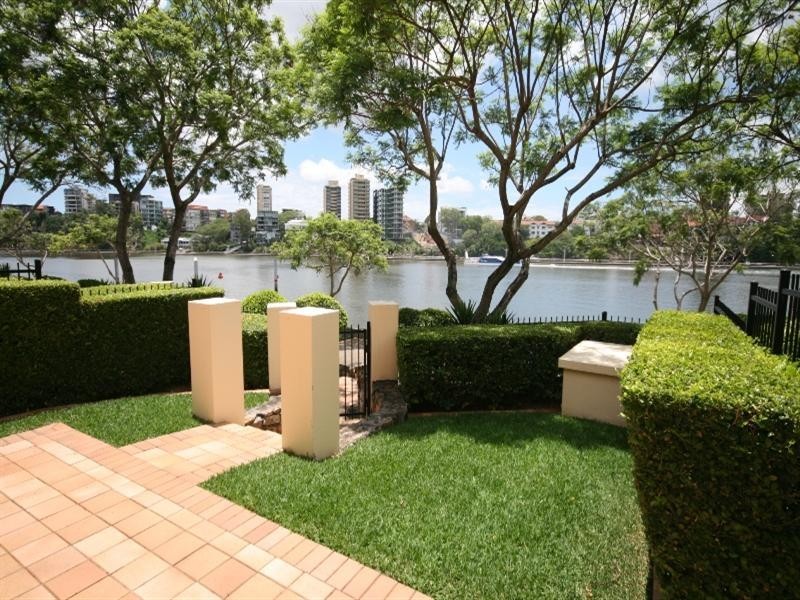 50 Rotherham Street, Kangaroo Point QLD 4169