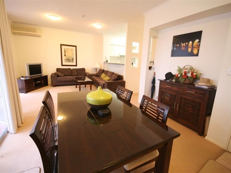 50 Rotherham Street, Kangaroo Point QLD 4169