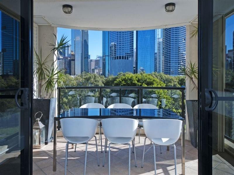 420/36 Macdonald Street, Kangaroo Point QLD 4169