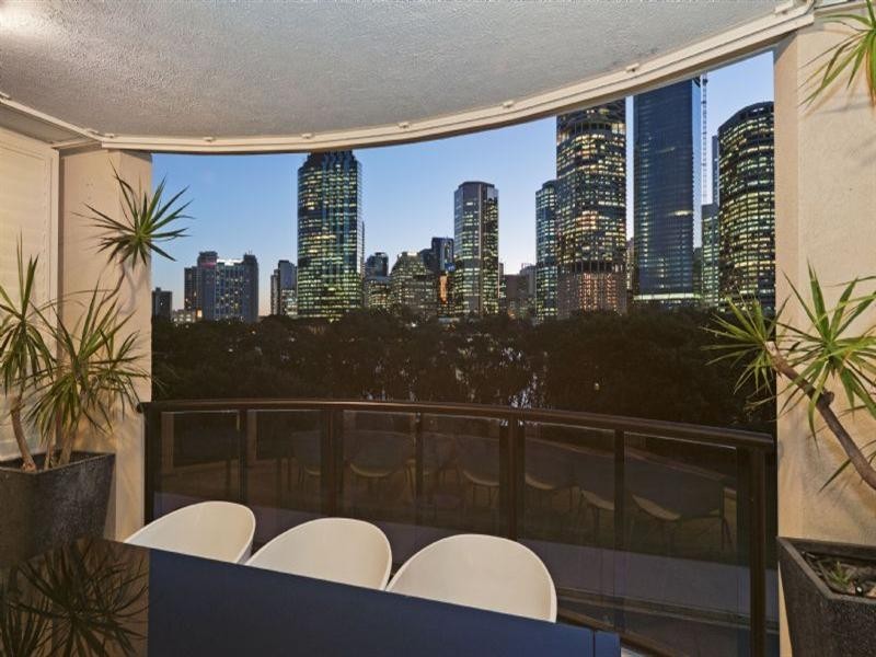 420/36 Macdonald Street, Kangaroo Point QLD 4169