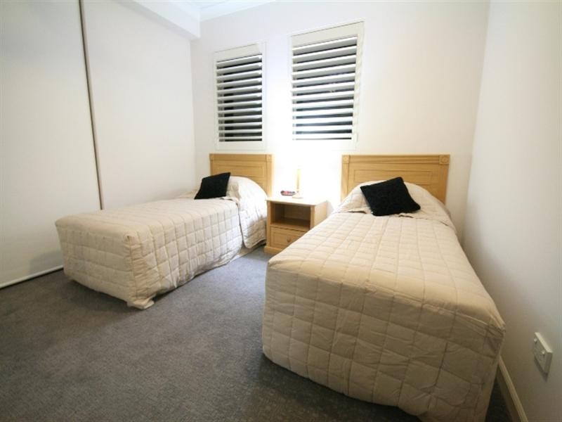 50 Rotherham Street, Kangaroo Point QLD 4169