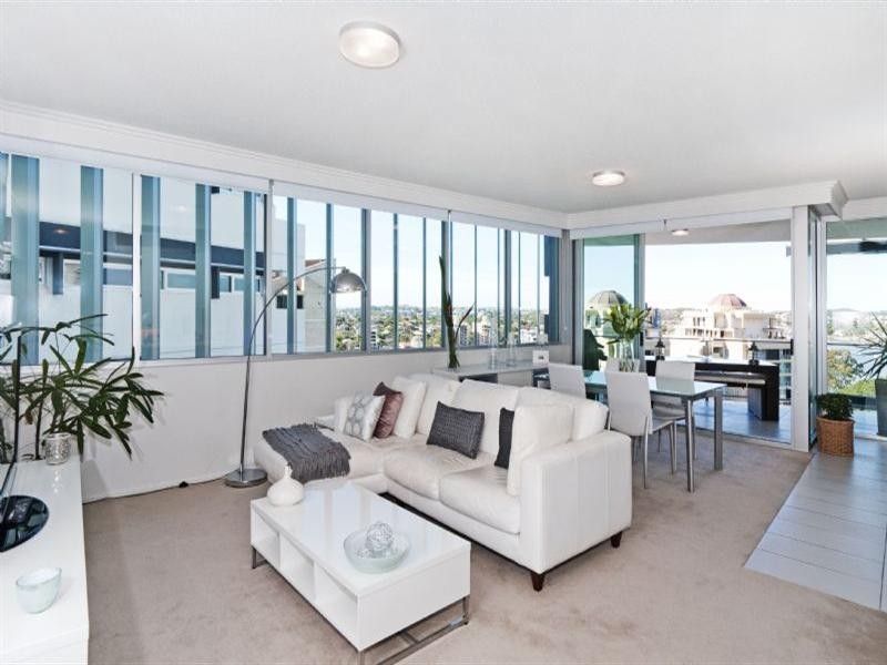 64/82 O’Connell Street, Kangaroo Point QLD 4169