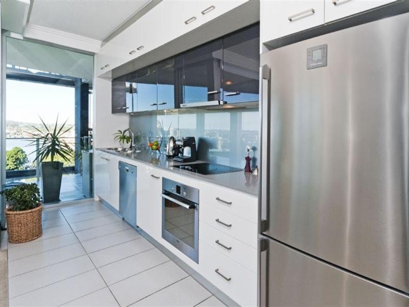 64/82 O’Connell Street, Kangaroo Point QLD 4169