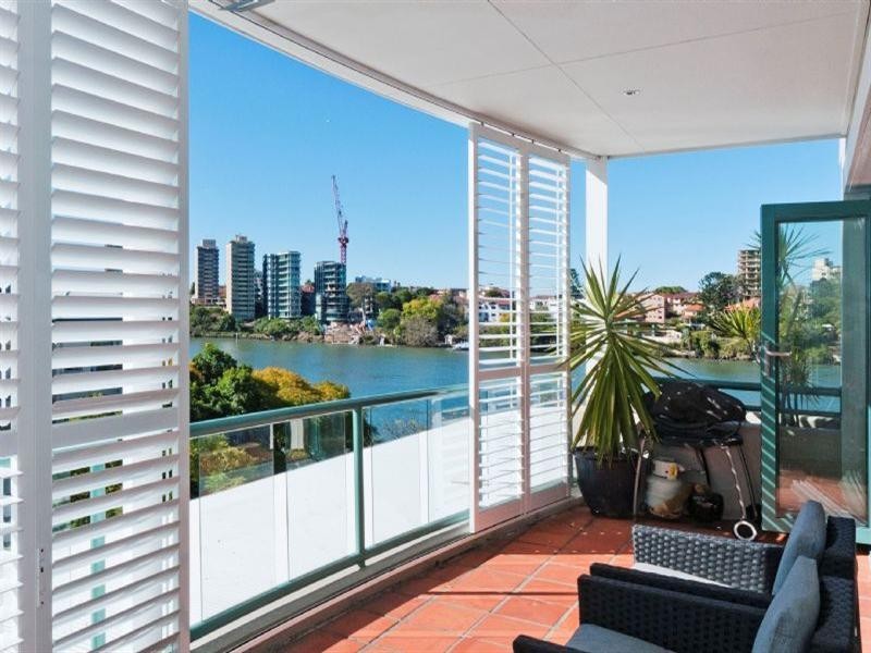 34/10 Goodwin Street, Kangaroo Point QLD 4169