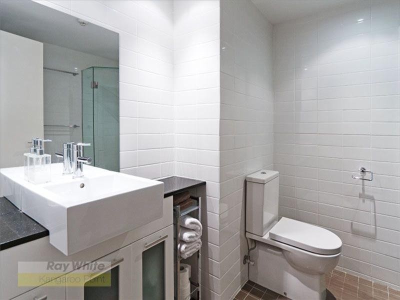 34/10 Goodwin Street, Kangaroo Point QLD 4169