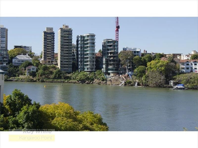 34/10 Goodwin Street, Kangaroo Point QLD 4169