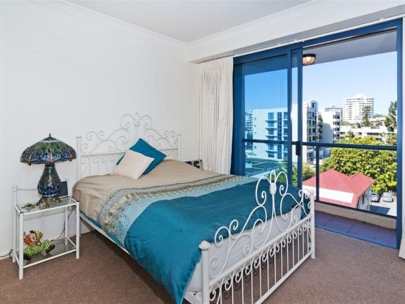 27/45 Deakin Street, Kangaroo Point QLD 4169