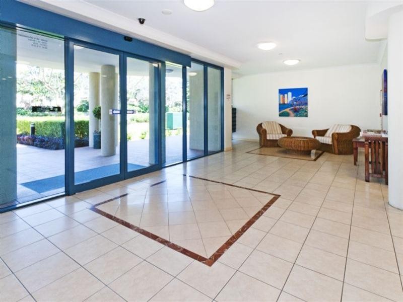27/45 Deakin Street, Kangaroo Point QLD 4169