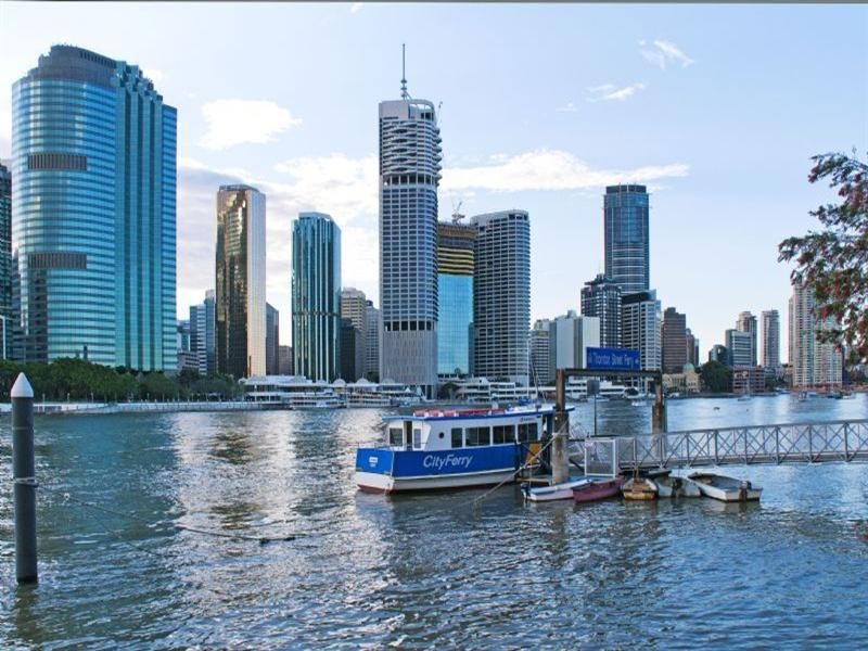 27/45 Deakin Street, Kangaroo Point QLD 4169