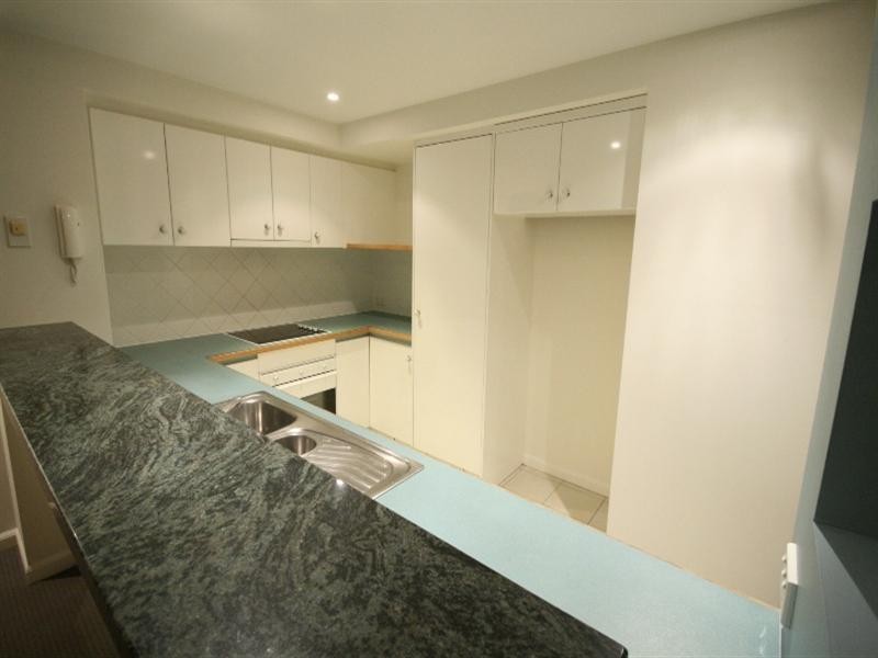 56 Wharf Street, Kangaroo Point QLD 4169