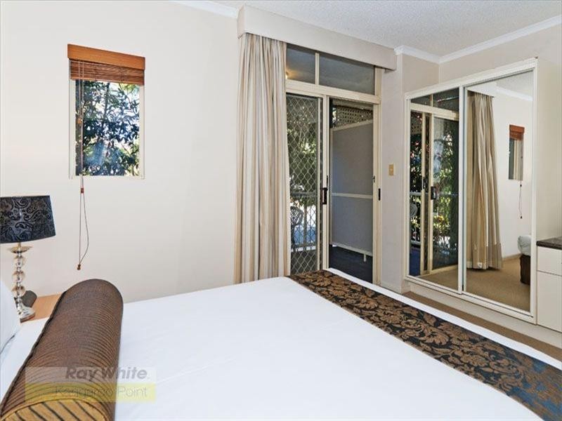 114/85 Deakin Street, Kangaroo Point QLD 4169