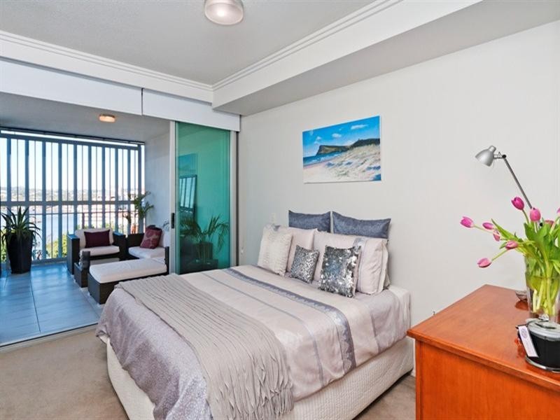 82 O’Connell Street, Kangaroo Point QLD 4169