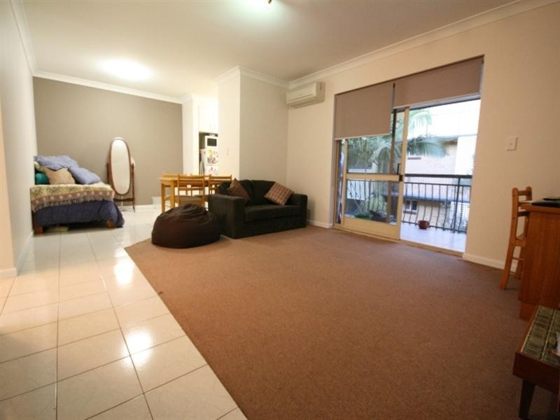 137 Baines Street, Kangaroo Point QLD 4169