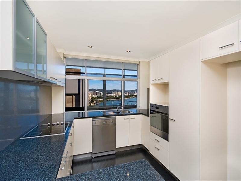 19 Ellis Street, Kangaroo Point QLD 4169