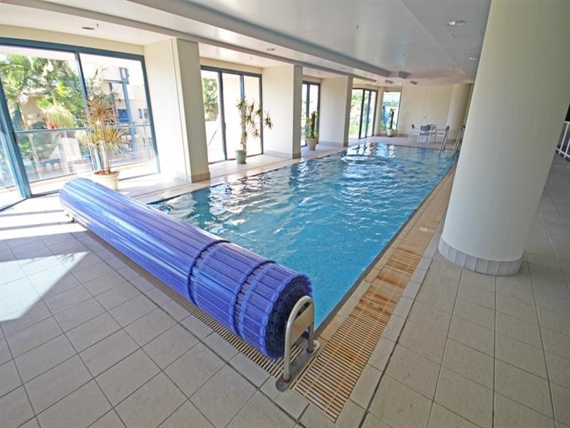 2 Goodwin Street, Kangaroo Point QLD 4169