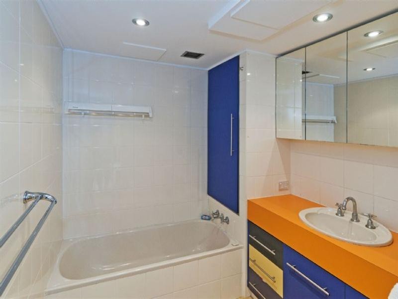17/89 Thorn Street, Kangaroo Point QLD 4169