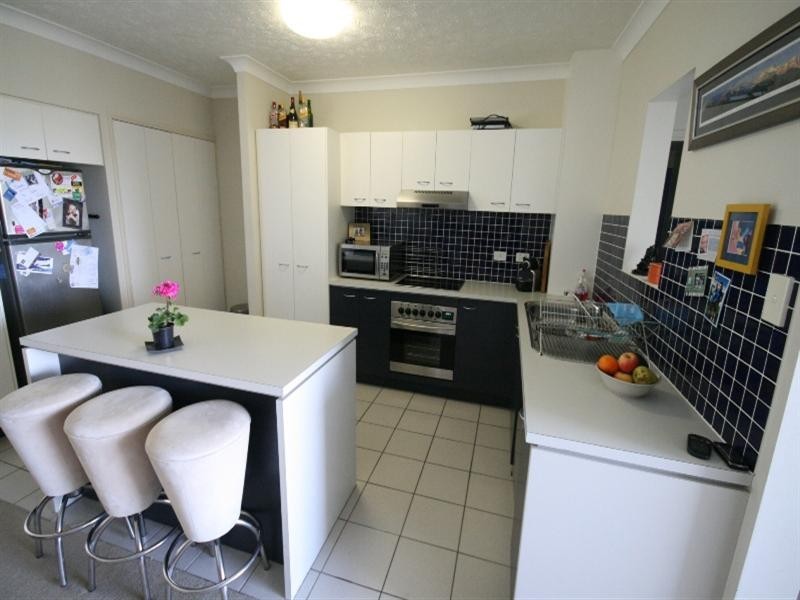 19 Thorn Street, Kangaroo Point QLD 4169