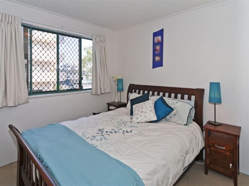 10/219 Wellington Road, Kangaroo Point QLD 4169