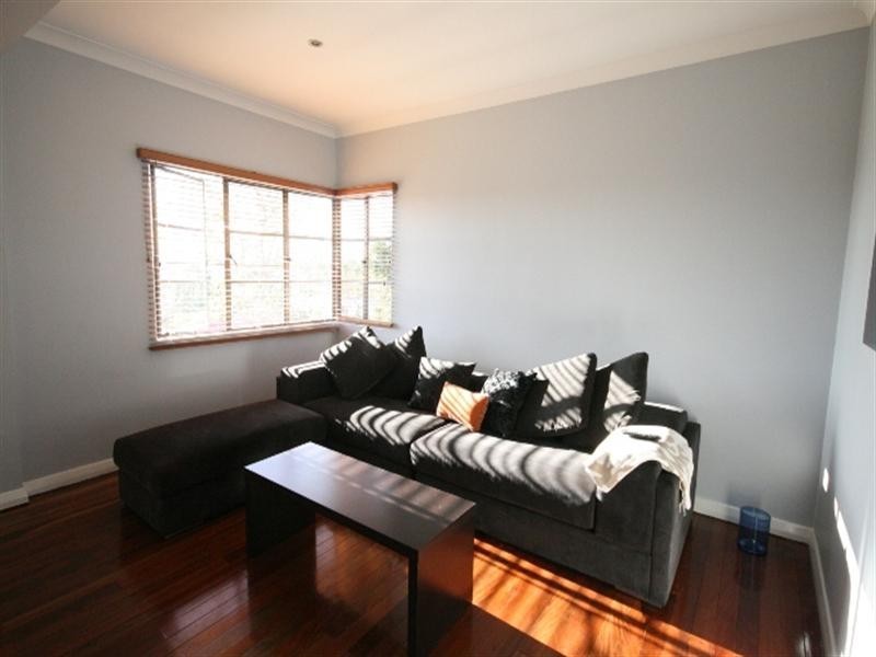 430 Sandgate Road, Albion QLD 4010