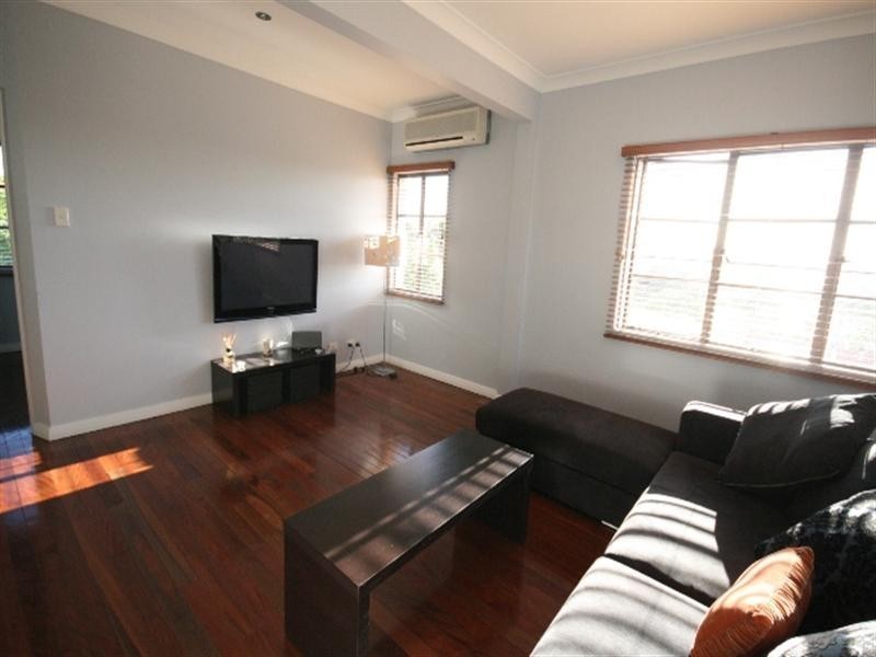 430 Sandgate Road, Albion QLD 4010