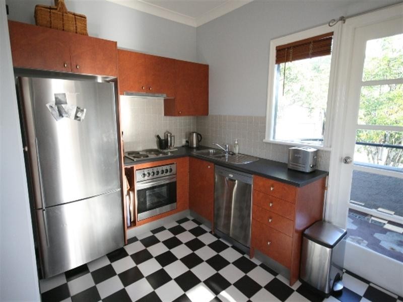 430 Sandgate Road, Albion QLD 4010