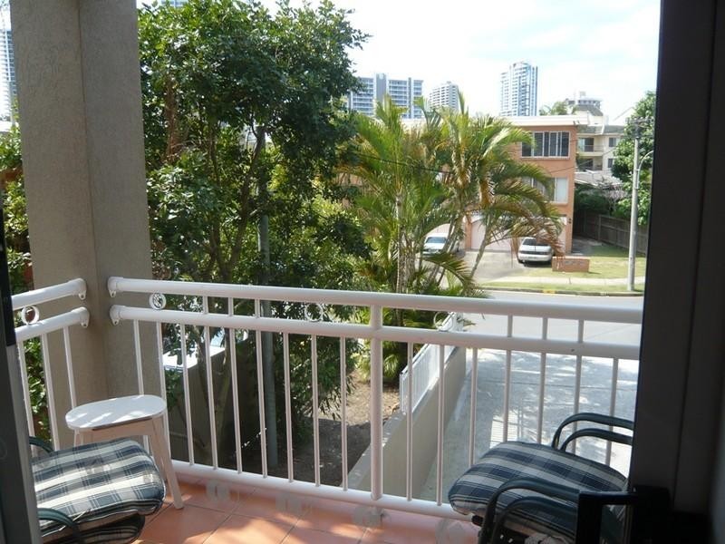 16 Paradise Island, Surfers Paradise QLD 4217