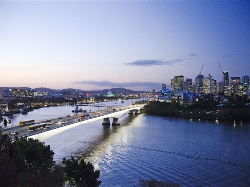 25 Ellis Street, Kangaroo Point QLD 4169