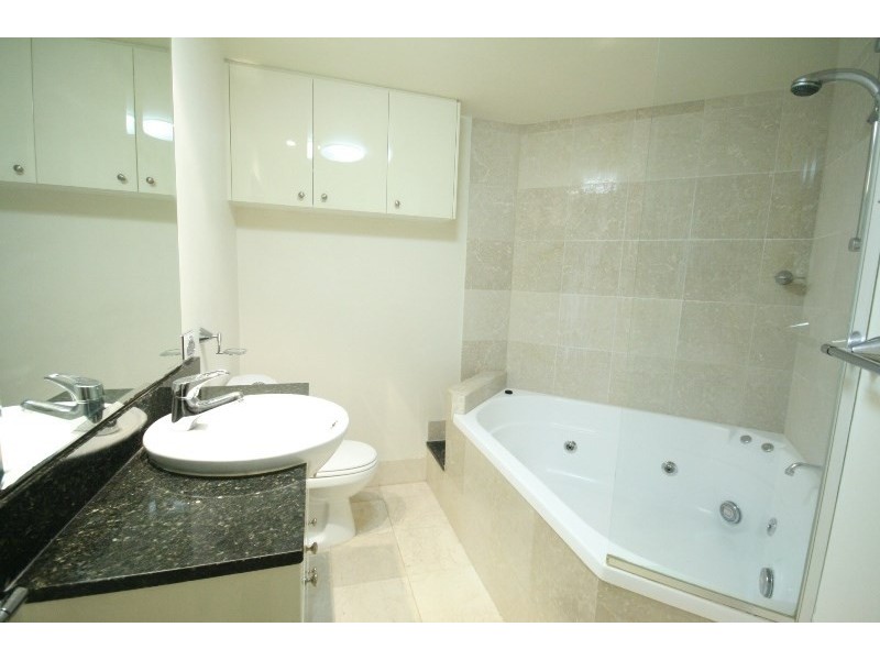 161 Main Street, Kangaroo Point QLD 4169