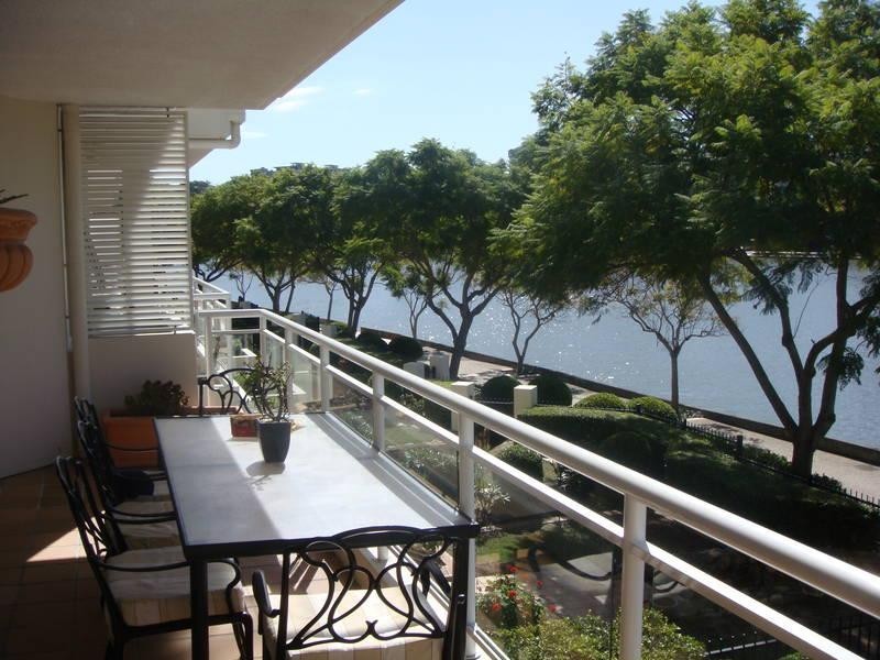 50 Rotherham Street, Kangaroo Point QLD 4169