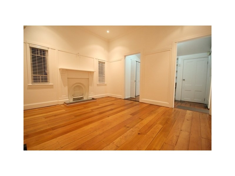 64 Pearson Street, Kangaroo Point QLD 4169