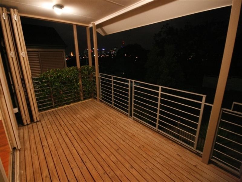 31 Balmoral Terrace, East Brisbane QLD 4169